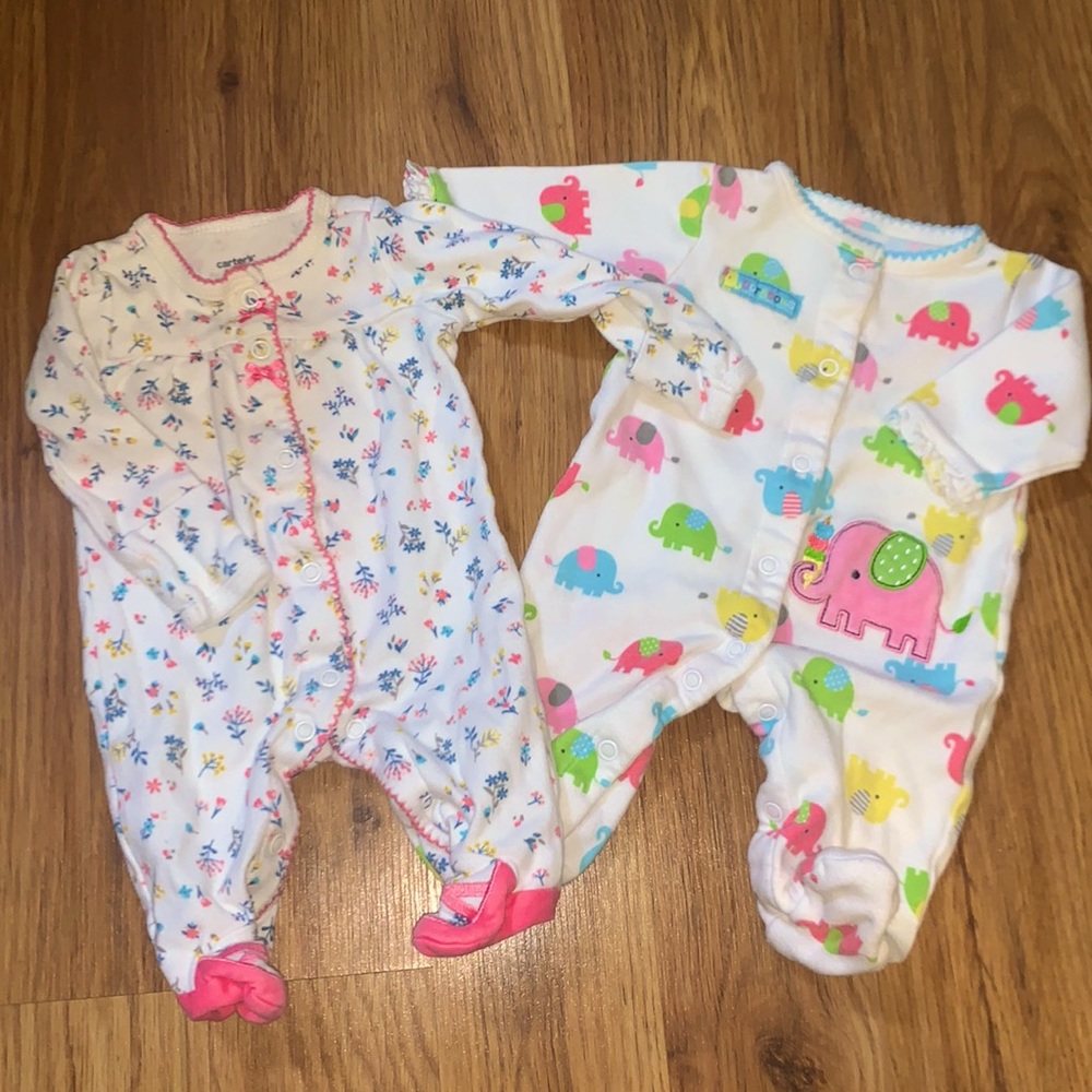 Carter’s sleepers set of 2